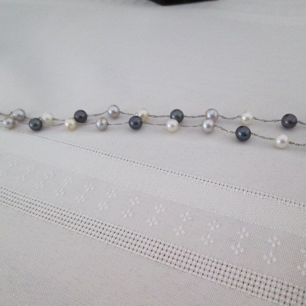 Elegant 14K White Gold Necklace with Multicolored Cultured Pearls – 16” - Picture 3 of 7